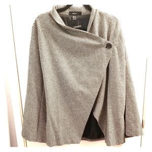 Black and White Cape